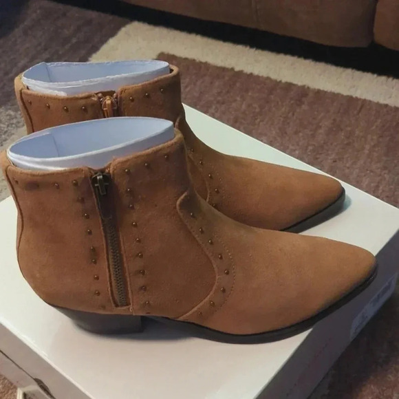 Marc Fisher Leather Western Detail Ankle Boots- Wanid - Picture 4 of 6